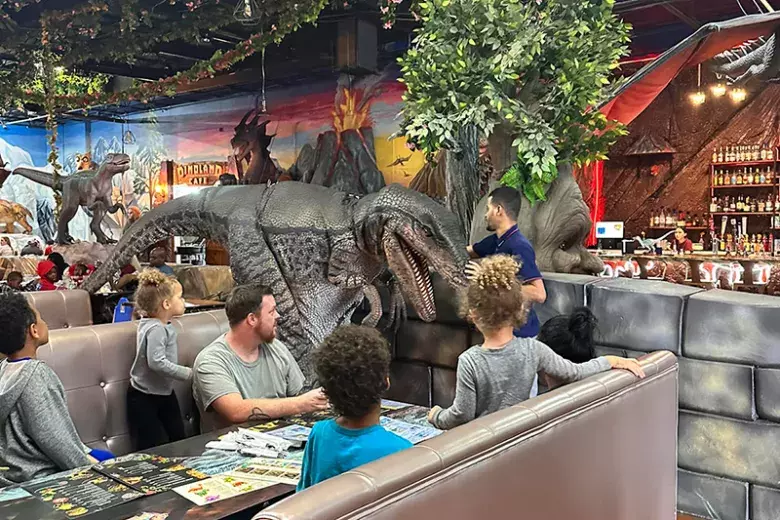 restaurante de dinosaurios